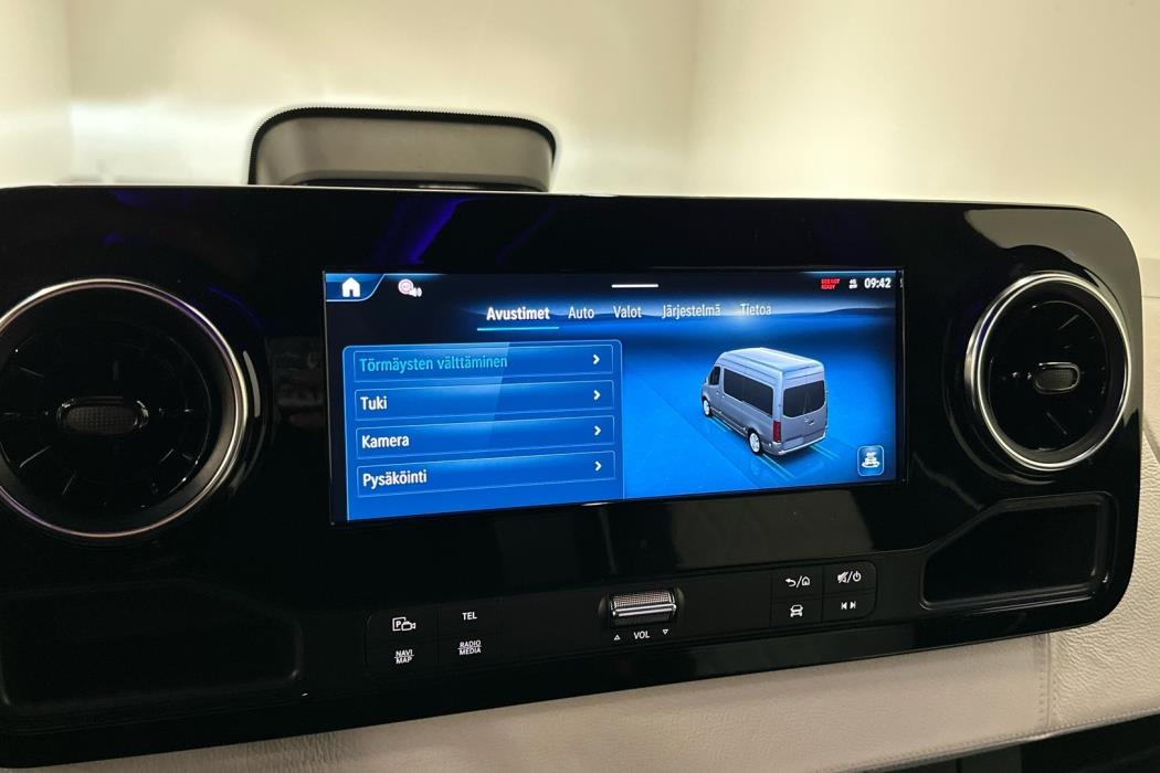 MERCEDES-BENZ Sprinter 2025