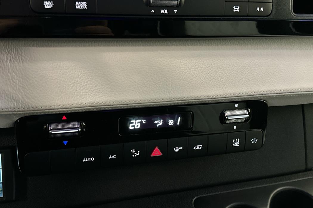 MERCEDES-BENZ Sprinter 2025