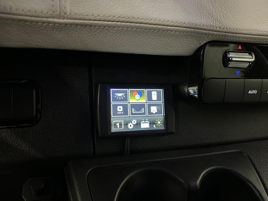 MERCEDES-BENZ Sprinter 2025