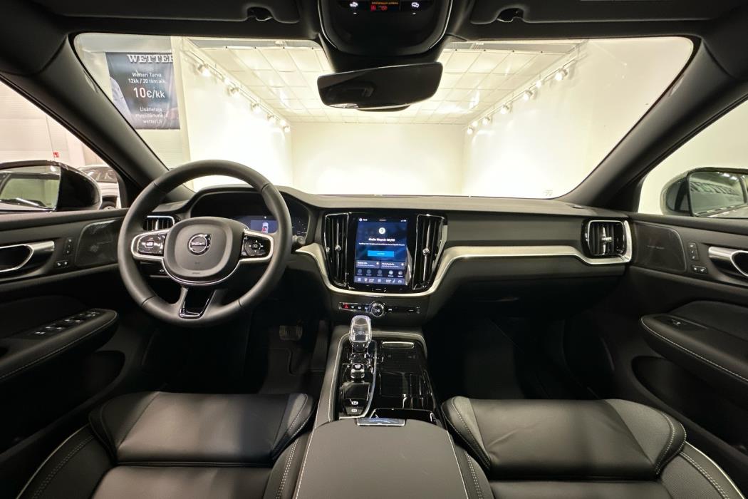 VOLVO V60 2026