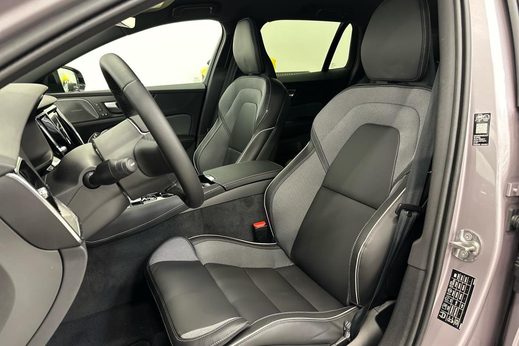 VOLVO V60 2026