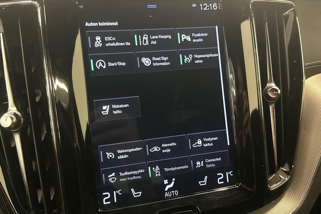VOLVO XC60 2019