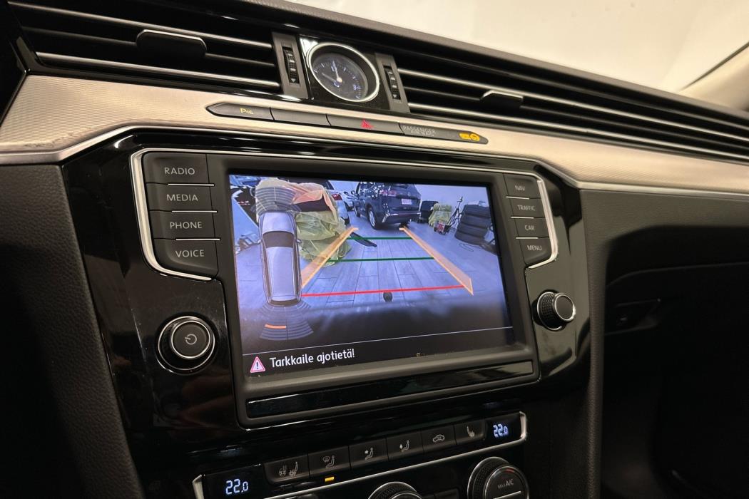 VOLKSWAGEN Passat 2016