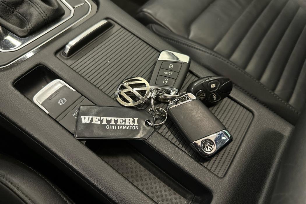 VOLKSWAGEN Passat 2016