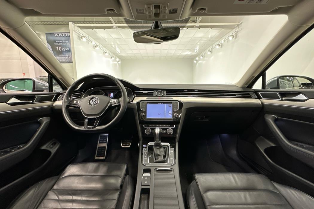 VOLKSWAGEN Passat 2016