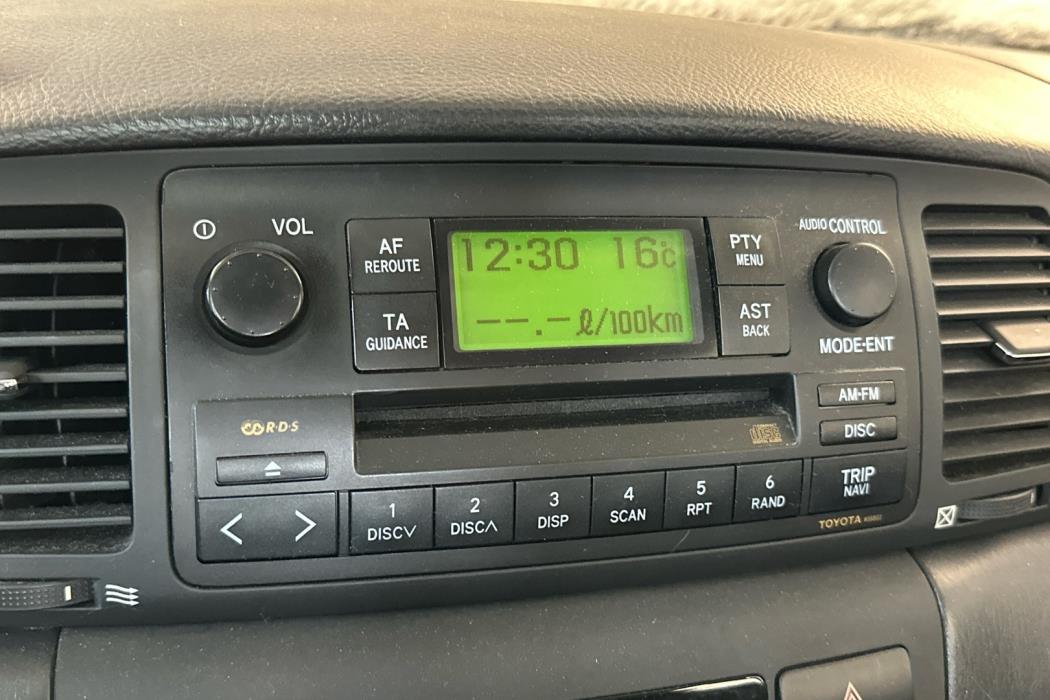 TOYOTA Corolla 2003