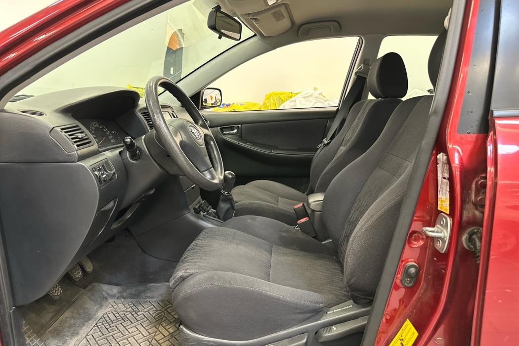 TOYOTA Corolla 2003