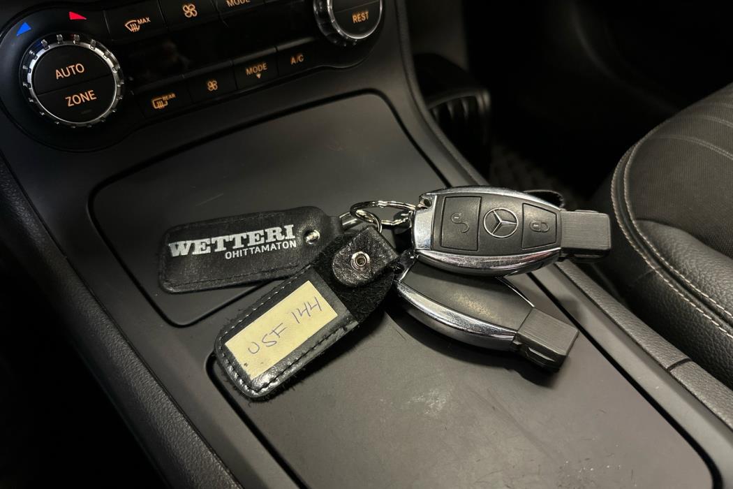 MERCEDES-BENZ B 2014