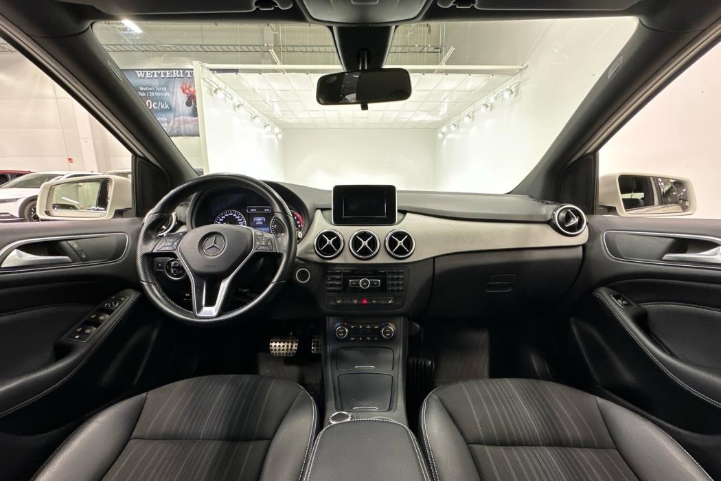 MERCEDES-BENZ B 2014