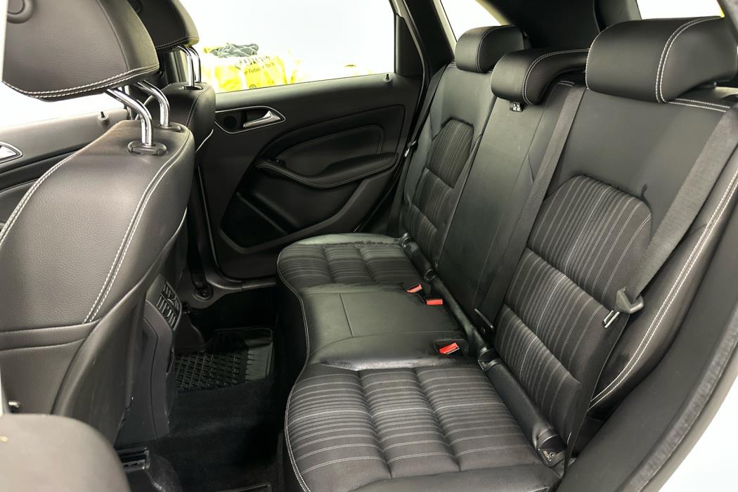 MERCEDES-BENZ B 2014