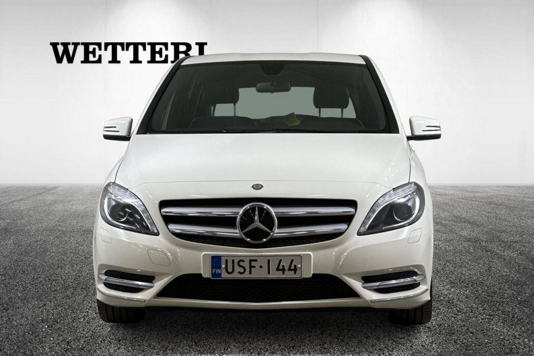 MERCEDES-BENZ B 2014