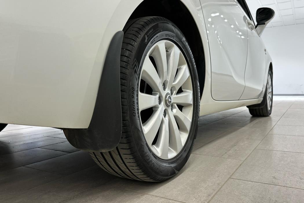 OPEL Zafira Tourer 2015