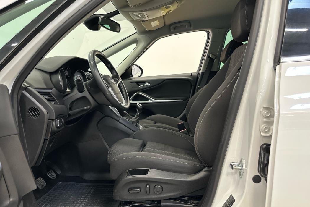 OPEL Zafira Tourer 2015