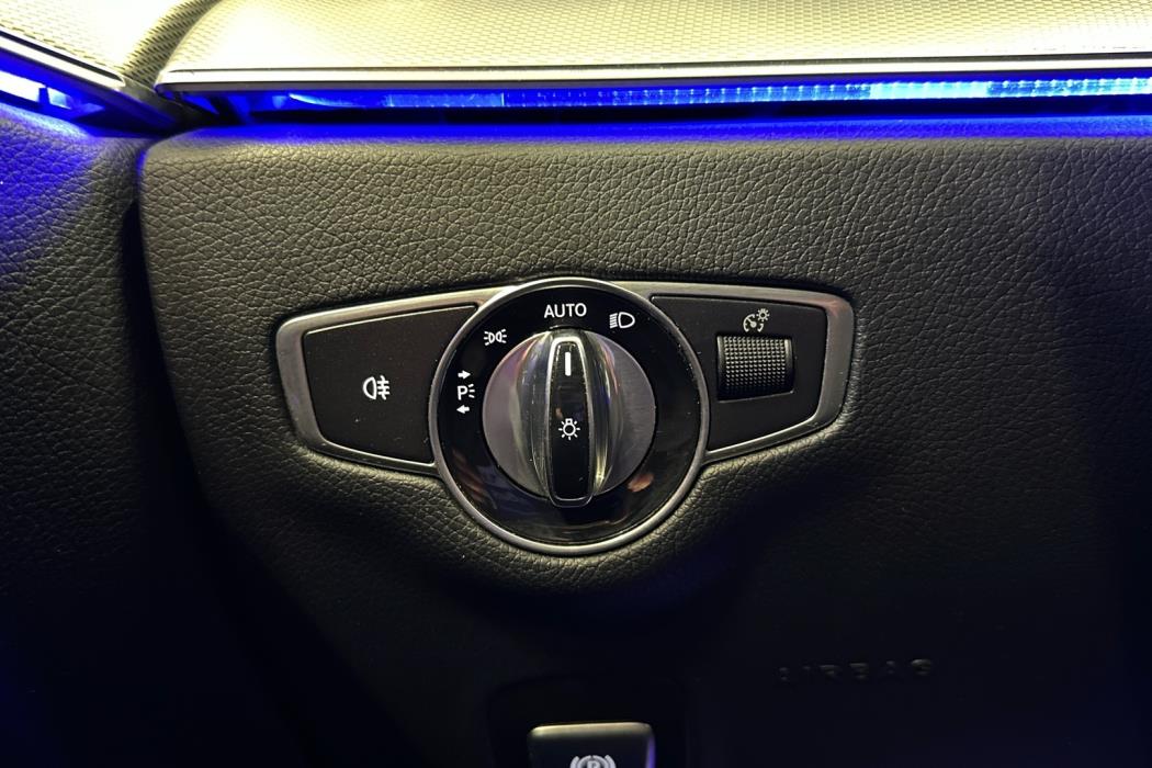 MERCEDES-BENZ E 2016