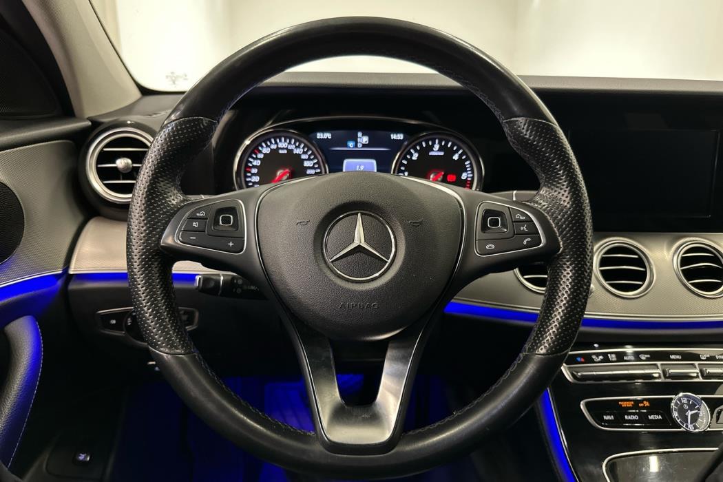 MERCEDES-BENZ E 2016