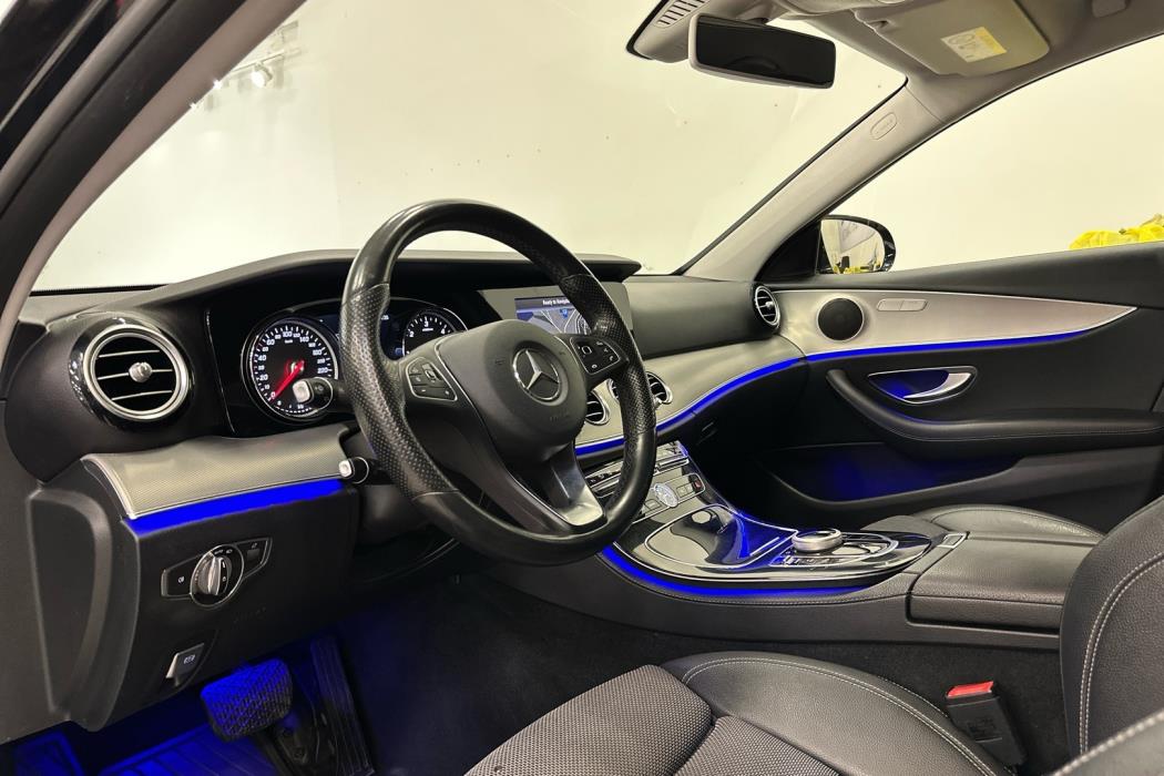 MERCEDES-BENZ E 2016
