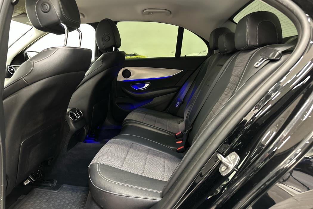 MERCEDES-BENZ E 2016