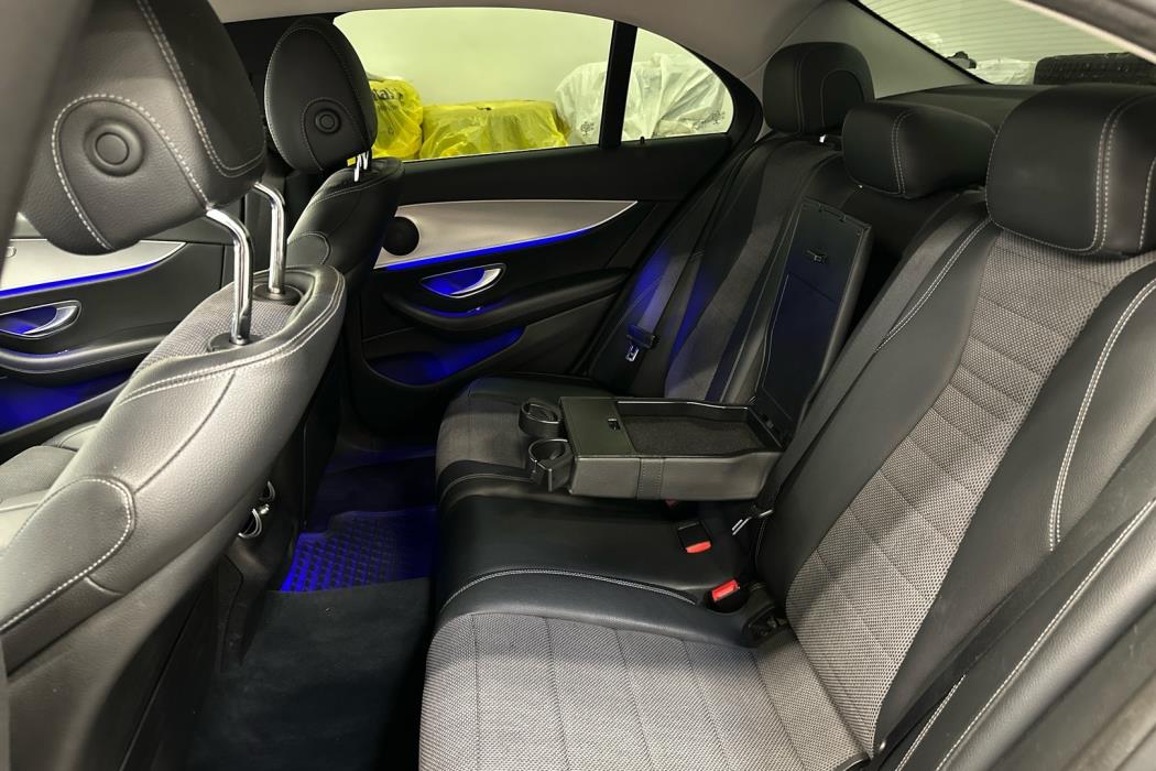 MERCEDES-BENZ E 2016