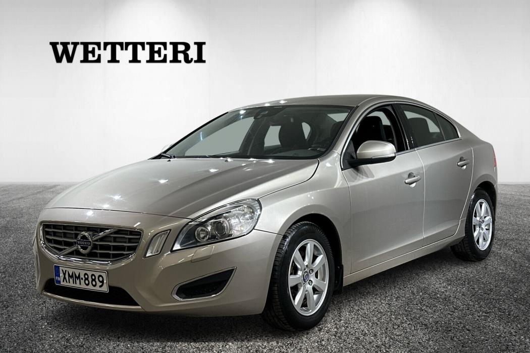 VOLVO S60 2012