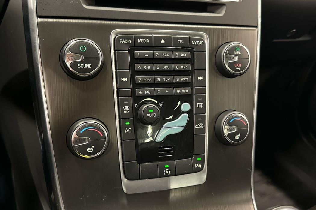 VOLVO S60 2012