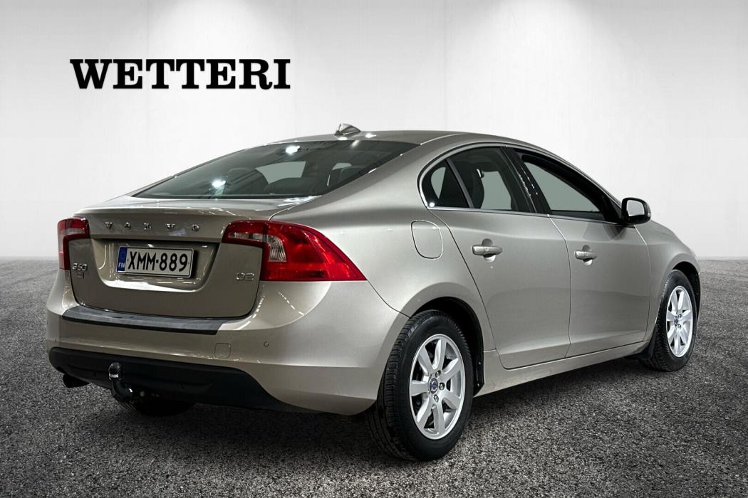 VOLVO S60 2012