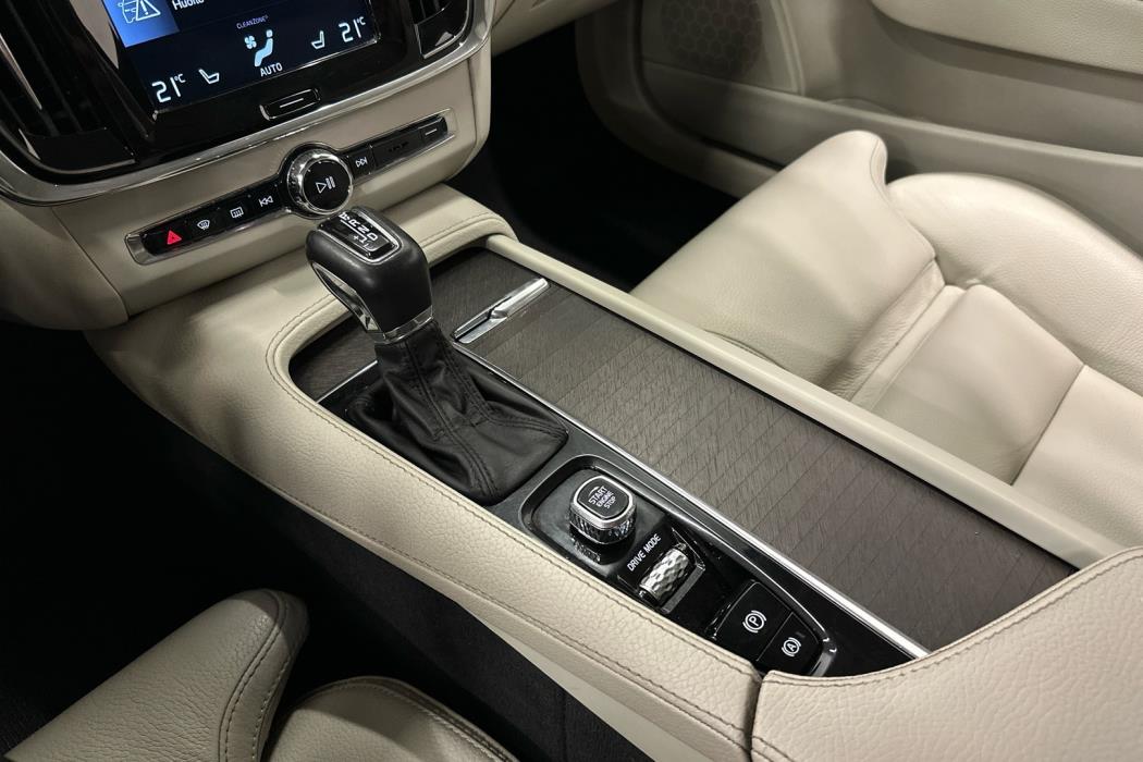 VOLVO V90 Cross Country 2018