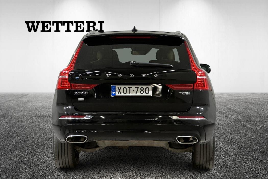 VOLVO XC60 2018