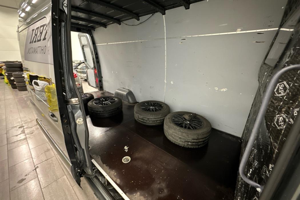 MERCEDES-BENZ Sprinter 2018