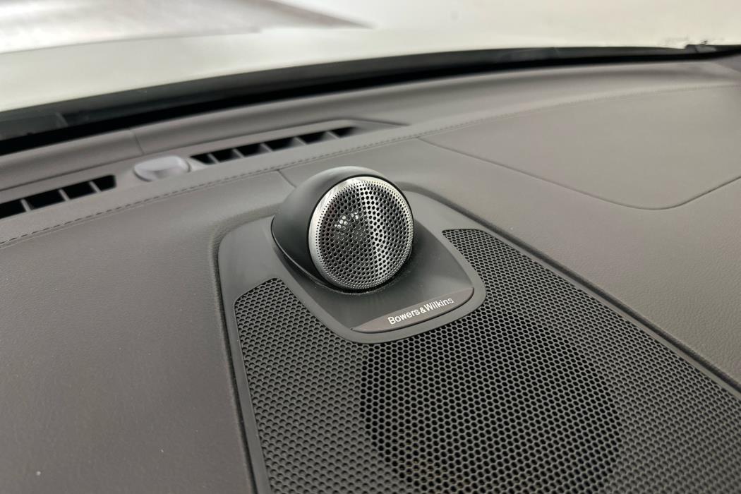 VOLVO XC60 2018