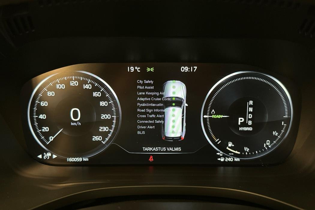 VOLVO XC60 2018