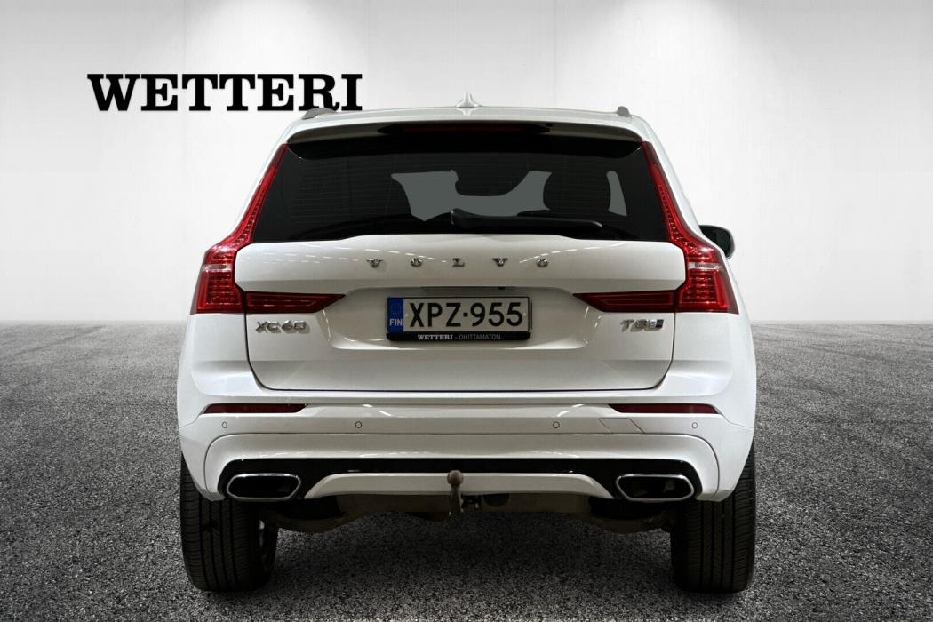 VOLVO XC60 2018