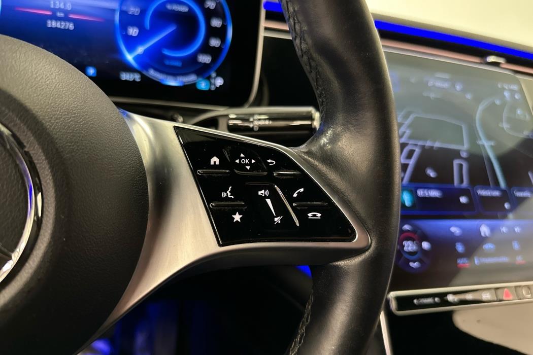 MERCEDES-BENZ EQE 2023