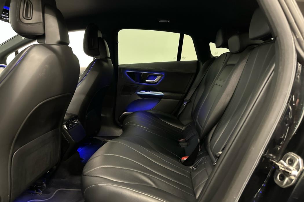 MERCEDES-BENZ EQE 2023