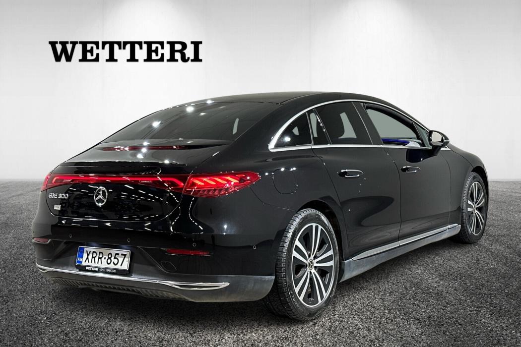 MERCEDES-BENZ EQE 2023