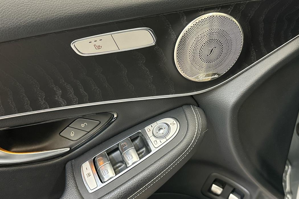 MERCEDES-BENZ GLC 2020