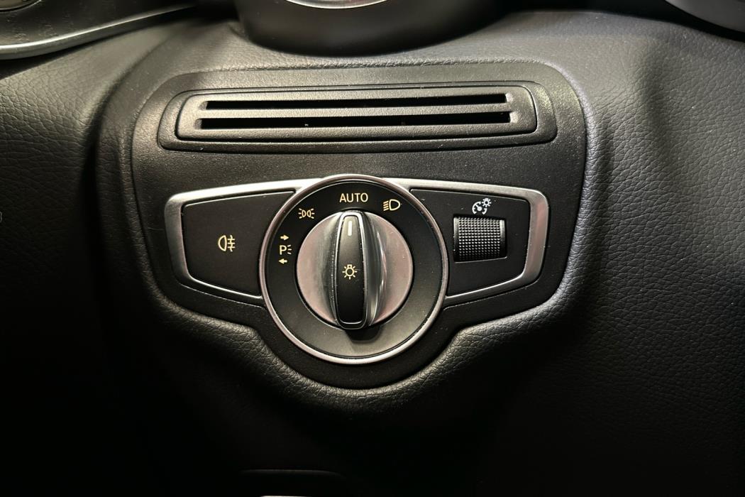 MERCEDES-BENZ GLC 2020