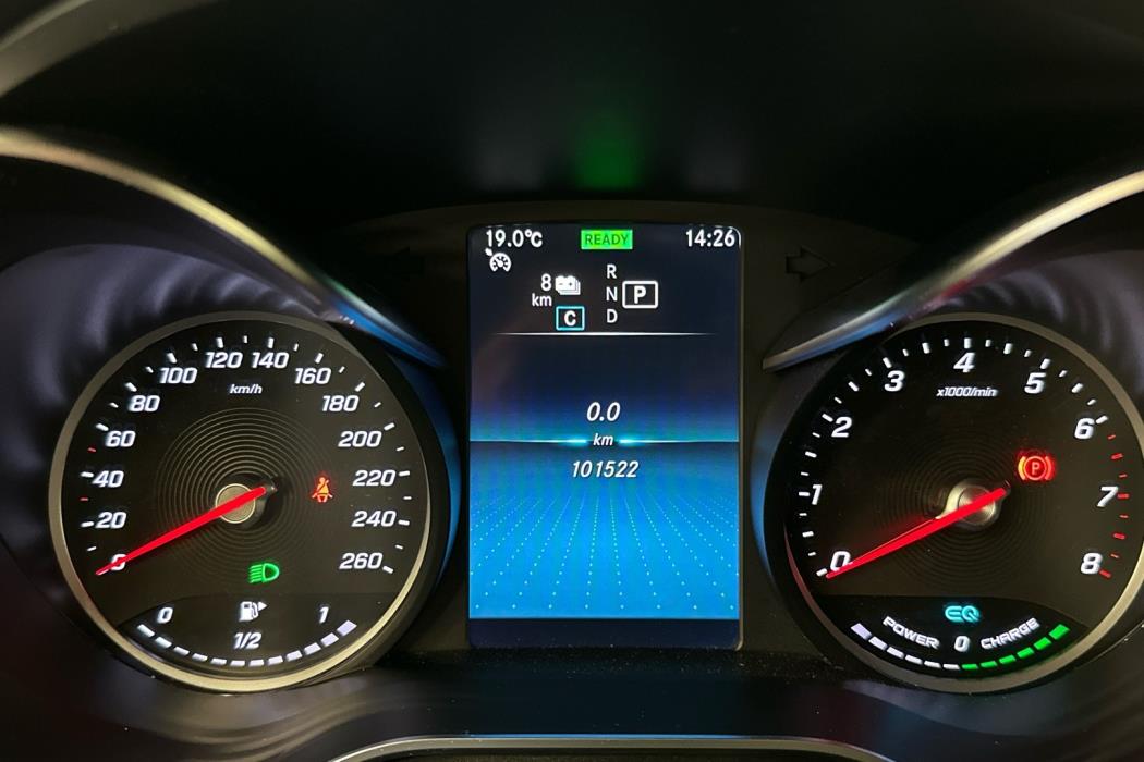 MERCEDES-BENZ GLC 2020