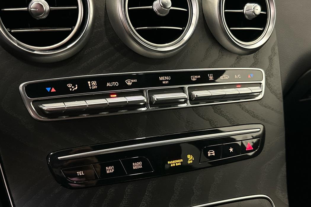 MERCEDES-BENZ GLC 2020