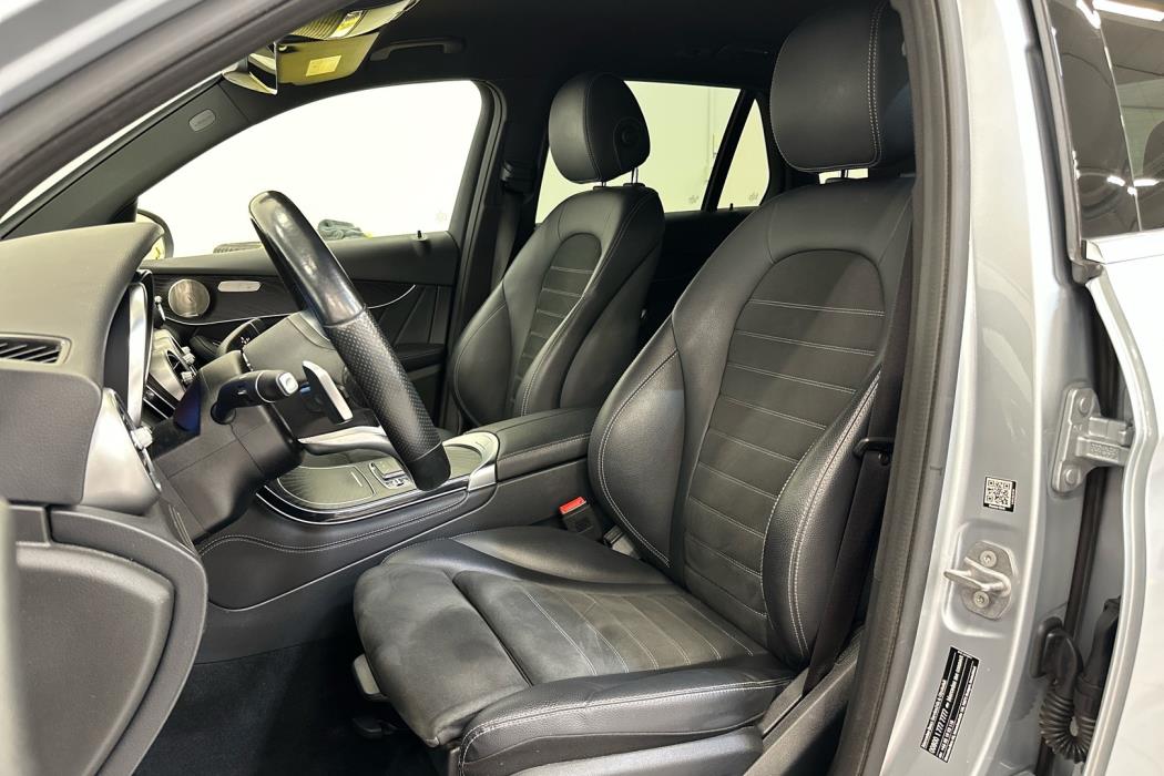 MERCEDES-BENZ GLC 2020