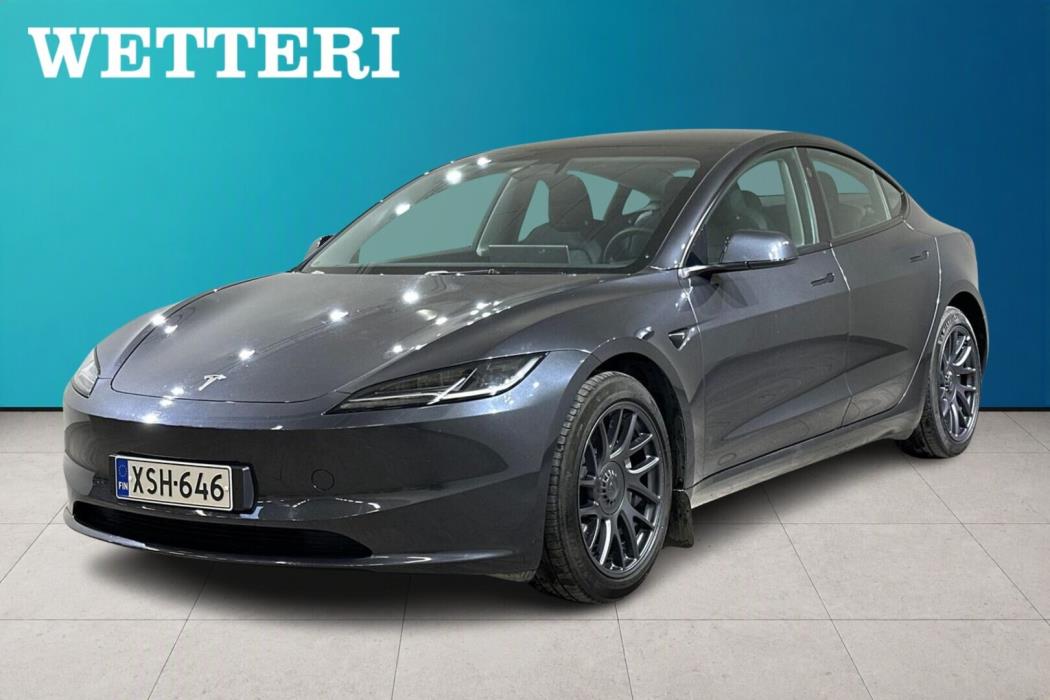 TESLA Model 3 2023