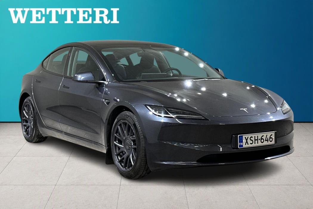 TESLA Model 3 2023