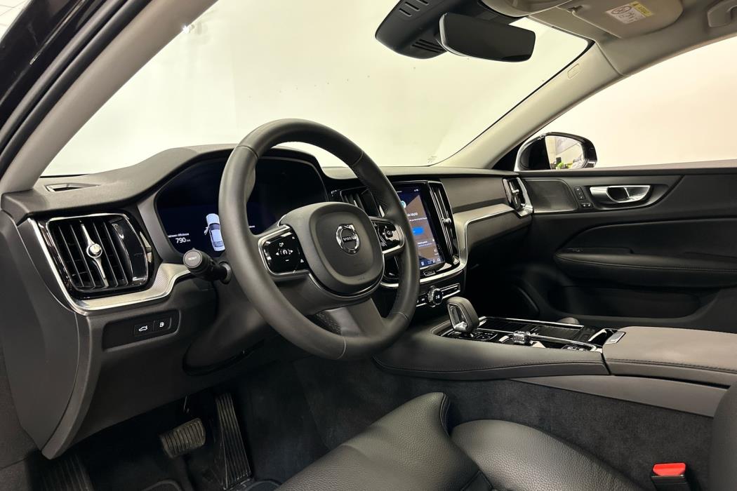 VOLVO S60 2024