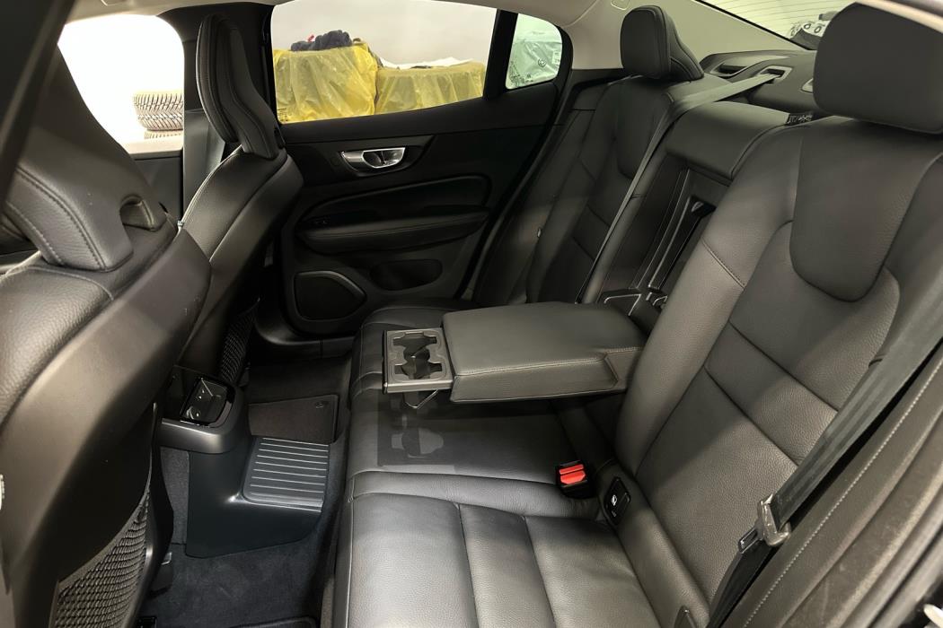VOLVO S60 2024