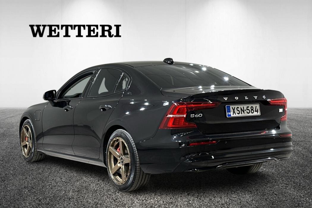 VOLVO S60 2024