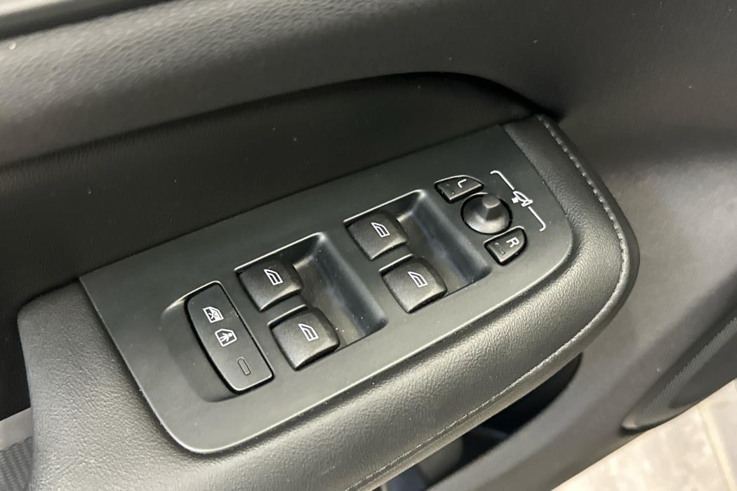VOLVO S60 2024