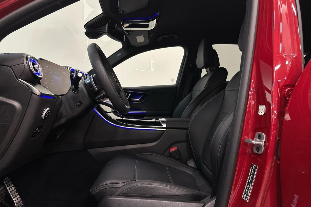 MERCEDES-BENZ GLC 2024