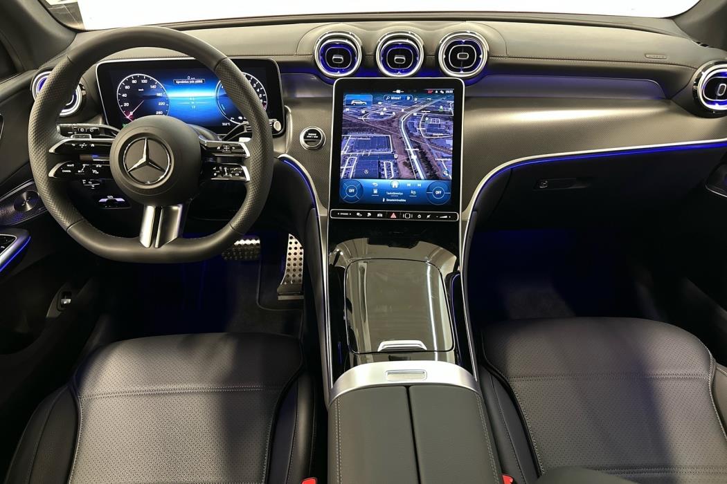 MERCEDES-BENZ GLC 2024