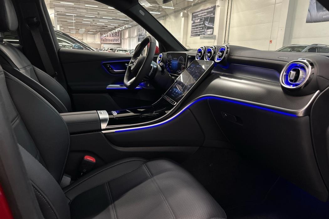 MERCEDES-BENZ GLC 2024