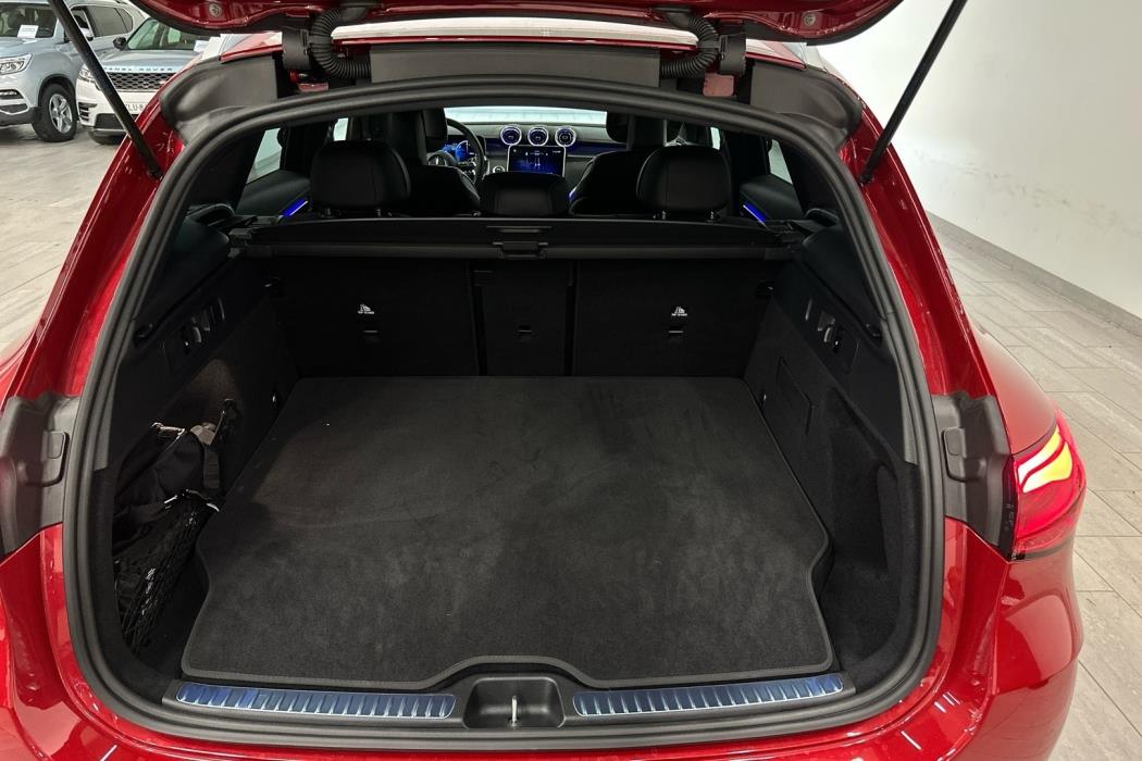 MERCEDES-BENZ GLC 2024