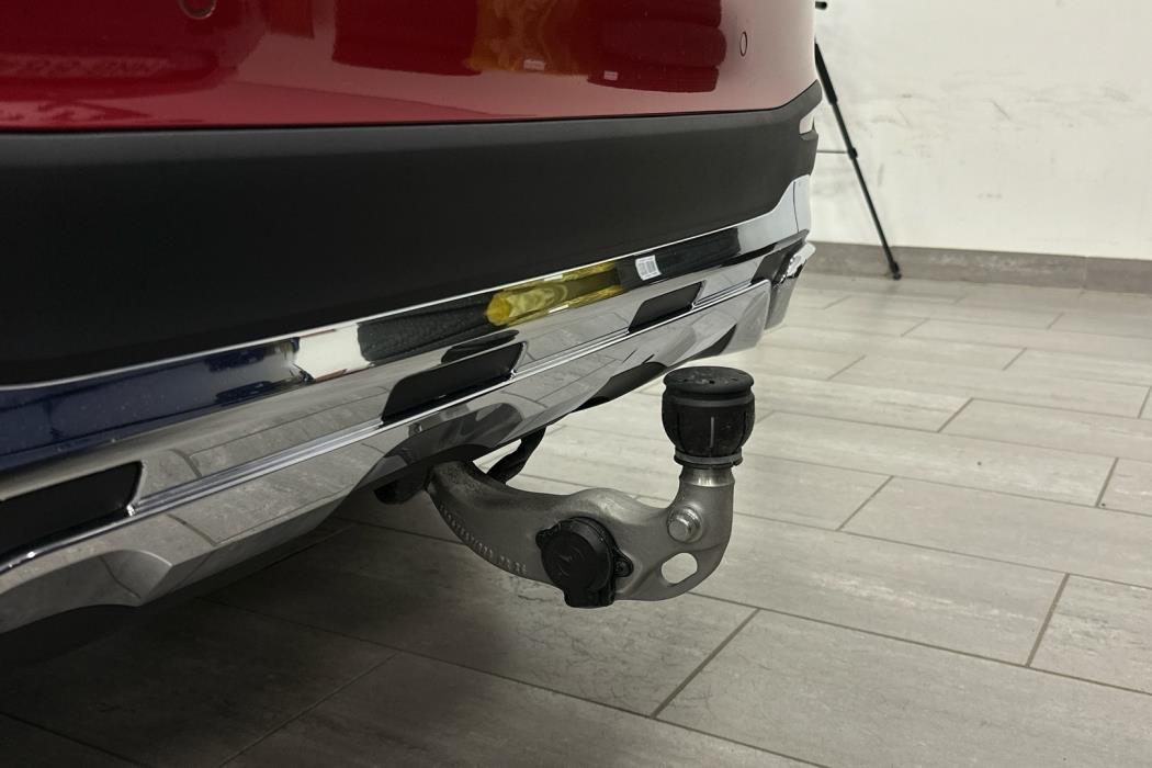 MERCEDES-BENZ GLC 2024